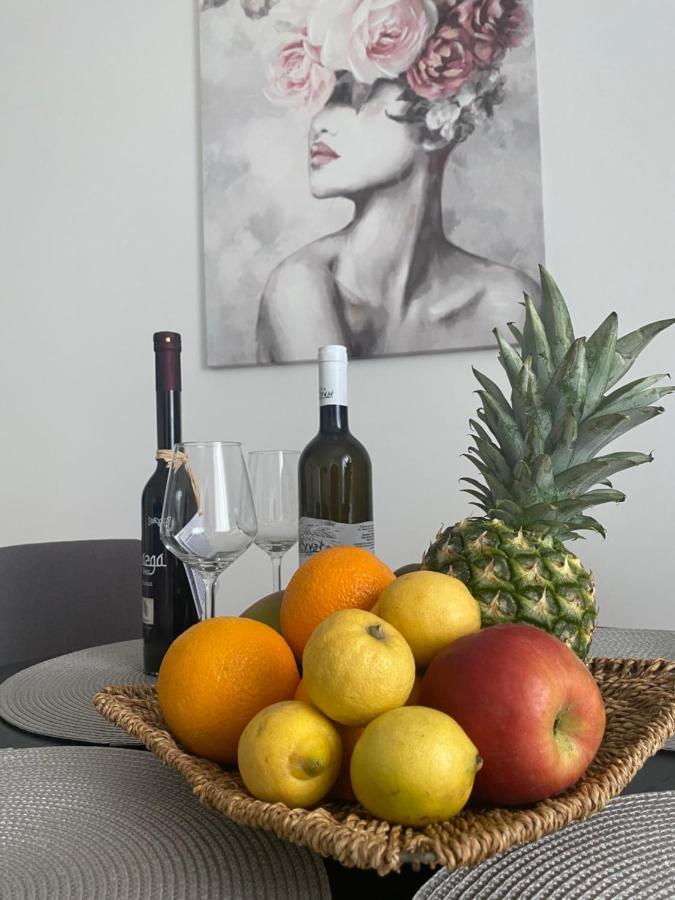 דירות וואראז'דין Penthouse West S מראה חיצוני תמונה